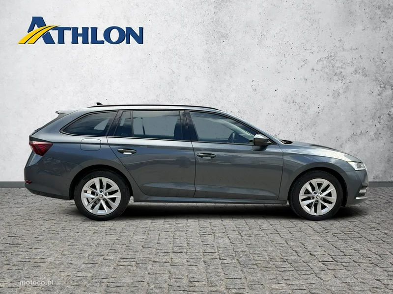 Skoda Octavia IV 6