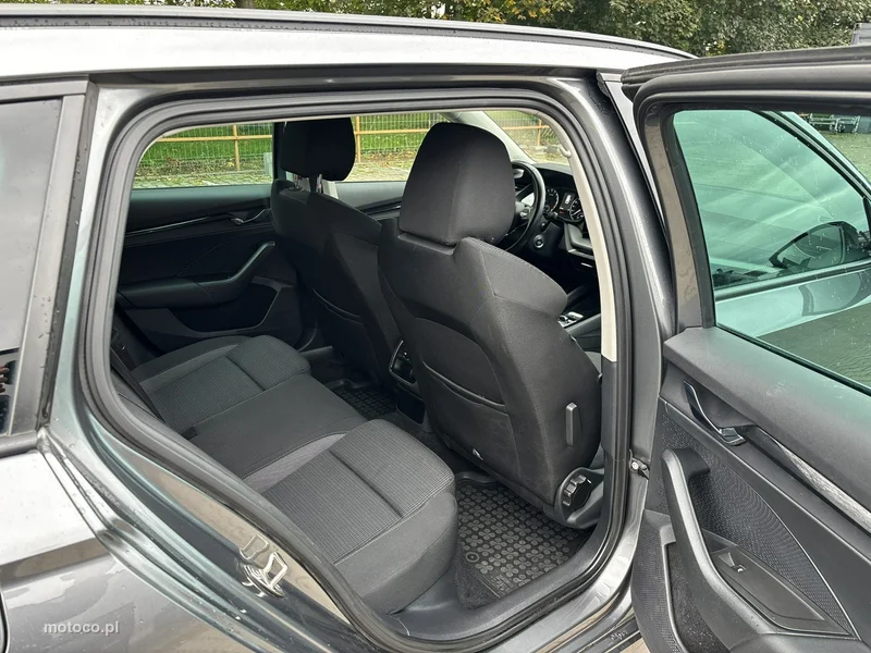 Skoda Octavia IV 18