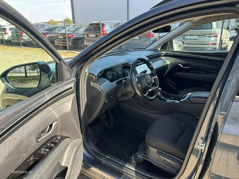 Hyundai TUCSON 11