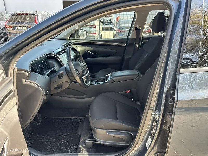 Hyundai TUCSON 10