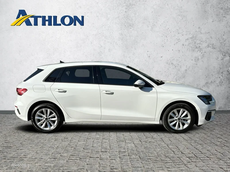 Audi A3 8Y 6