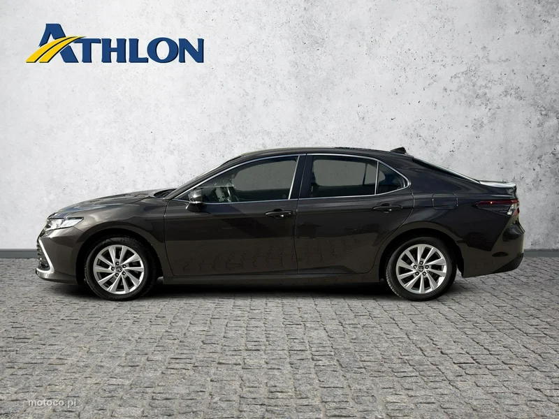 Toyota Camry XV70 2