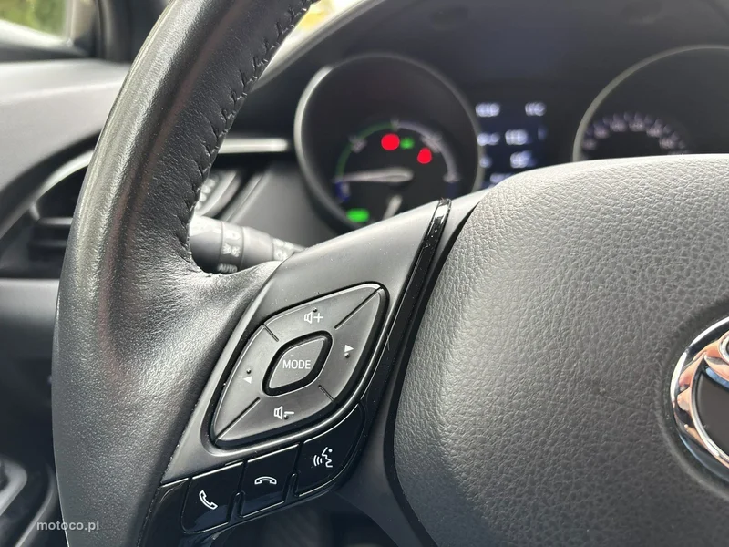 Toyota C-HR AX10 27