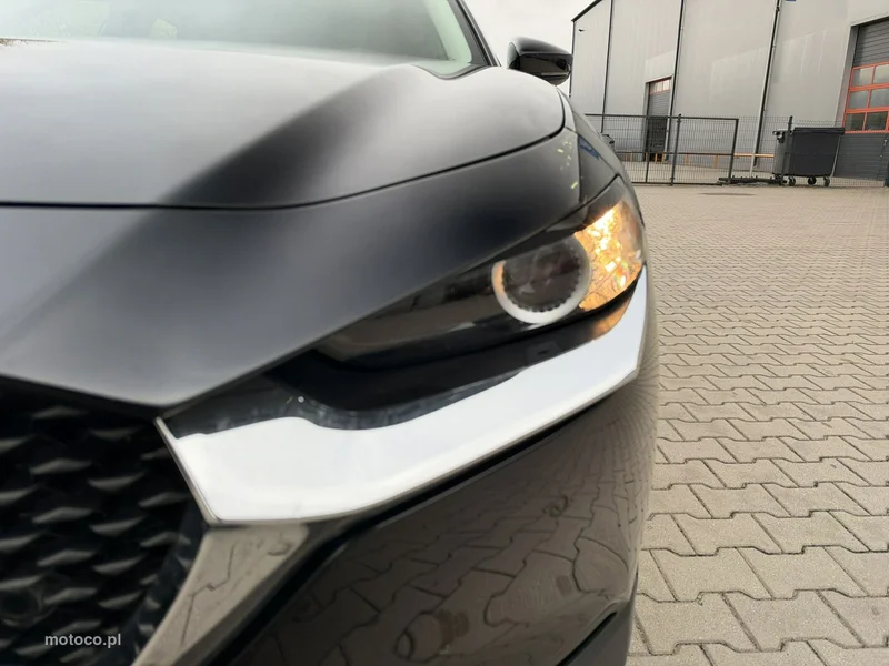 Mazda CX-30 9