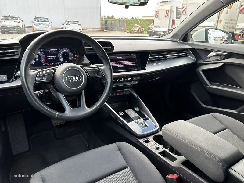 Audi A3 8Y 12