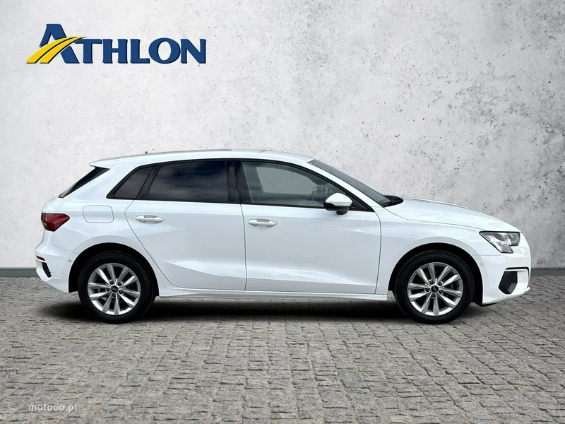 Audi A3 8Y 6