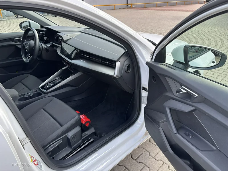 Audi A3 8Y 16