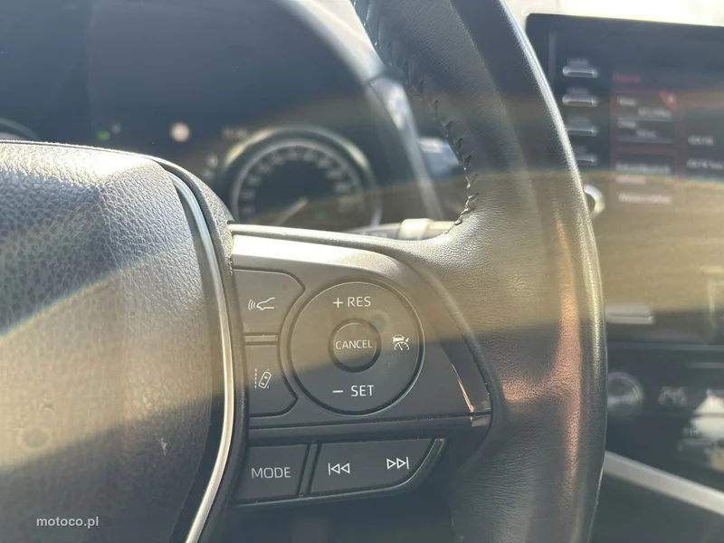 Toyota Camry XV70 26