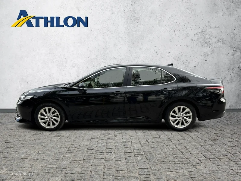 Toyota Camry XV70 2
