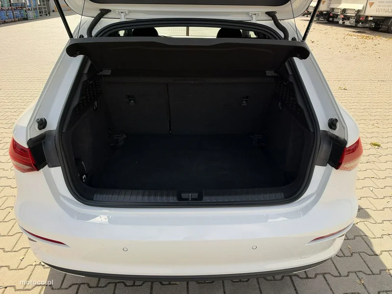 Audi A3 8Y 16