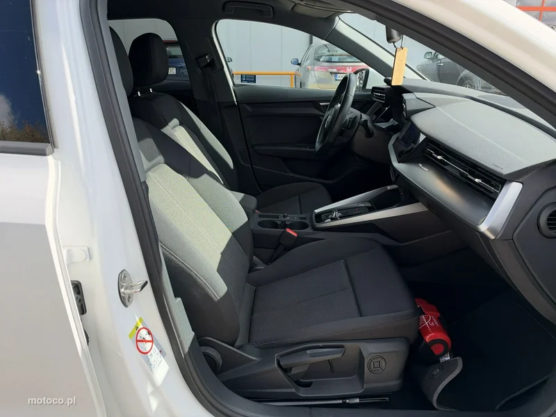 Audi A3 8Y 19