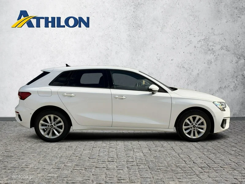 Audi A3 8Y 6