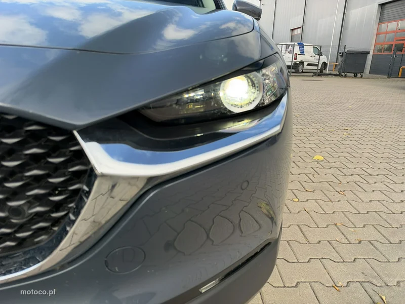 Mazda CX-30 9