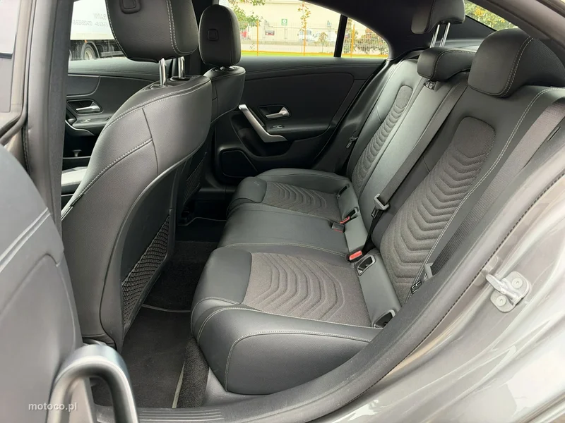 Mercedes-Benz CLA C118 180 15