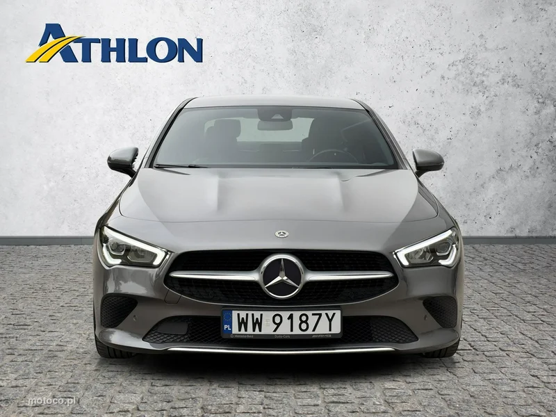 Mercedes-Benz CLA C118 180 8