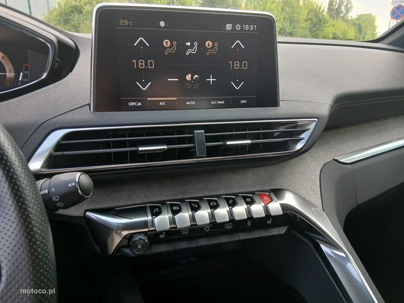 Peugeot 5008 27