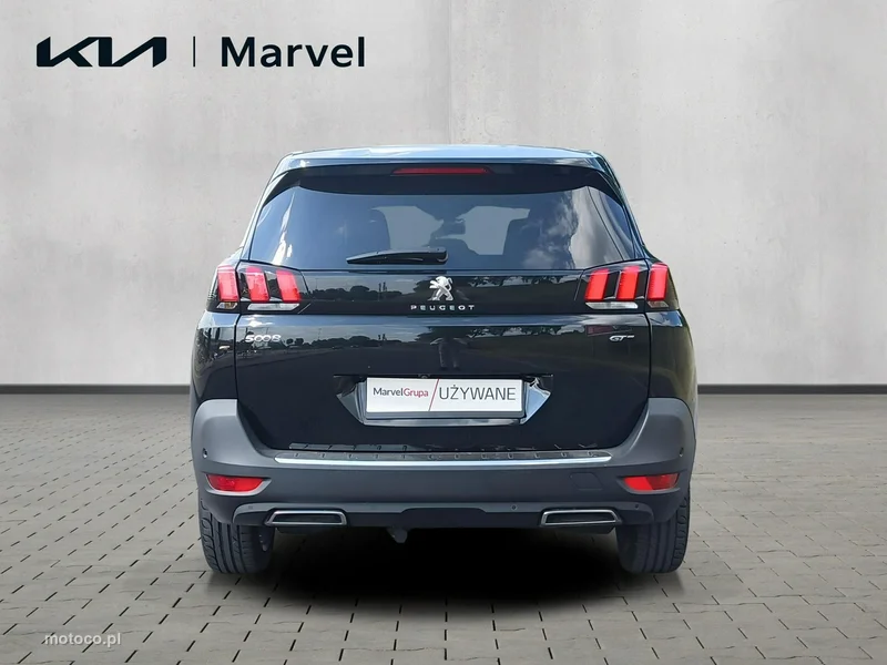 Peugeot 5008 4