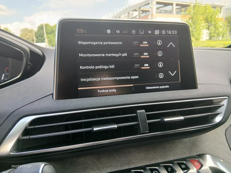 Peugeot 5008 31