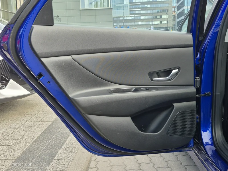Hyundai Elantra 13