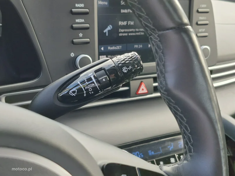 Hyundai Elantra 23