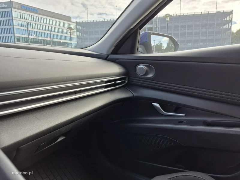 Hyundai Elantra 28