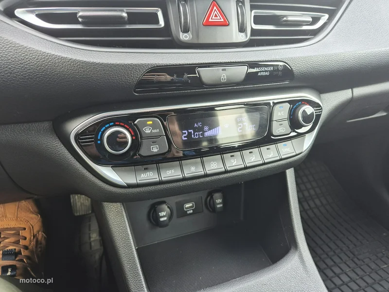Hyundai i30 27