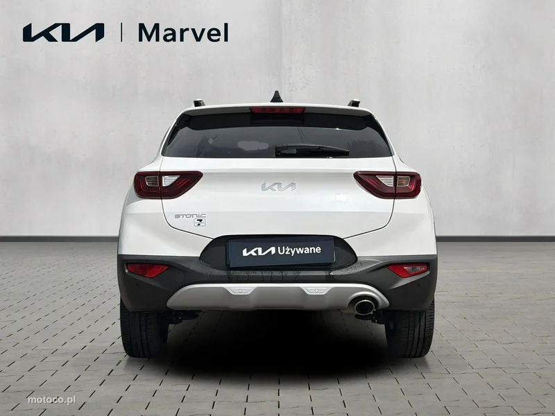 Kia Stonic 6