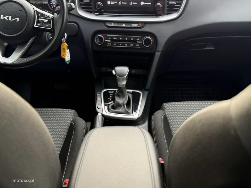 Kia Nowy Ceed 10