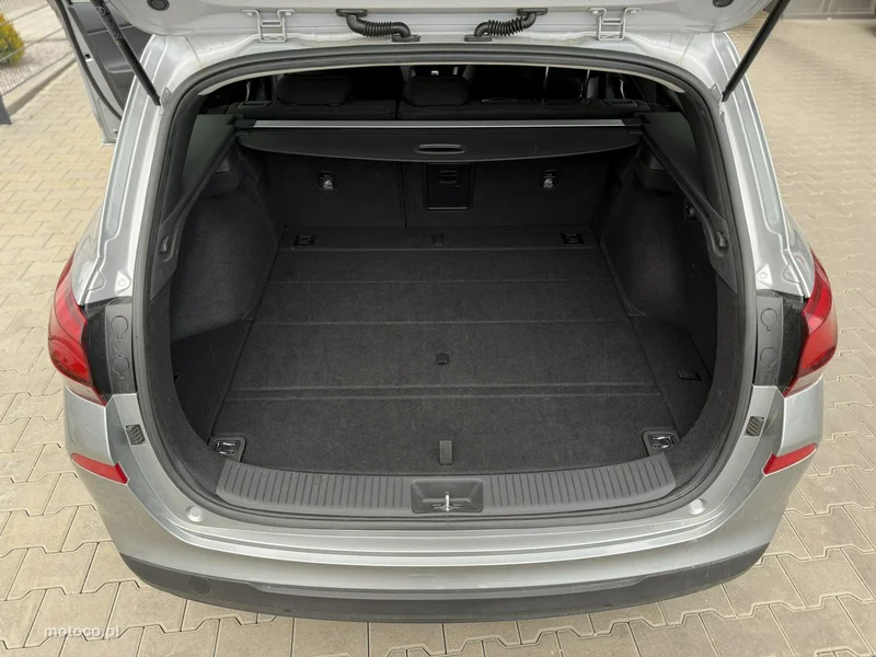 Hyundai i30 32
