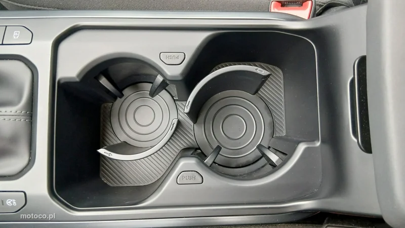 Kia K4 12