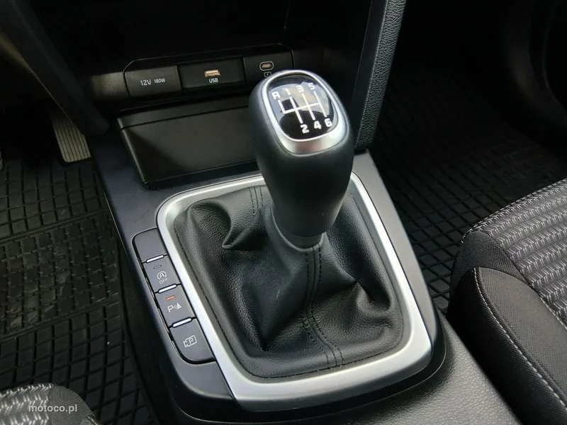 Kia Nowy Ceed 17