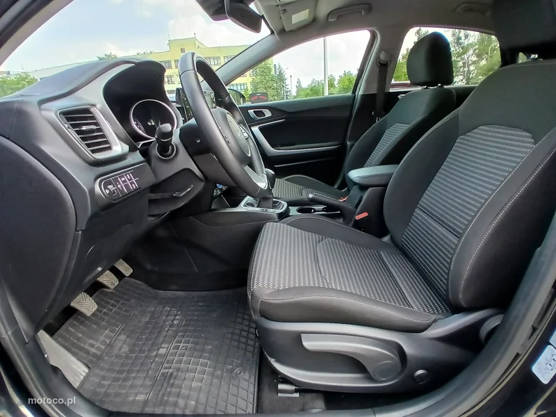 Kia Nowy Ceed 9