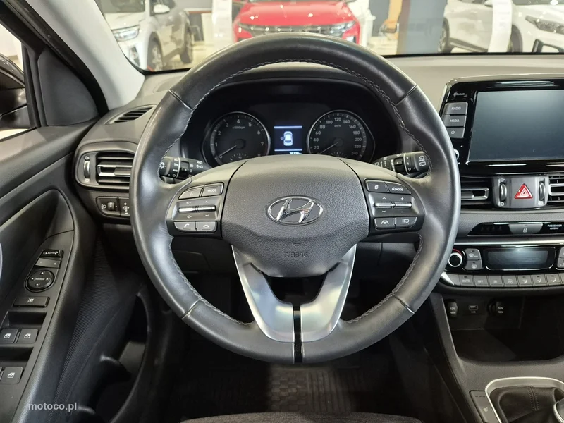 Hyundai i30 27