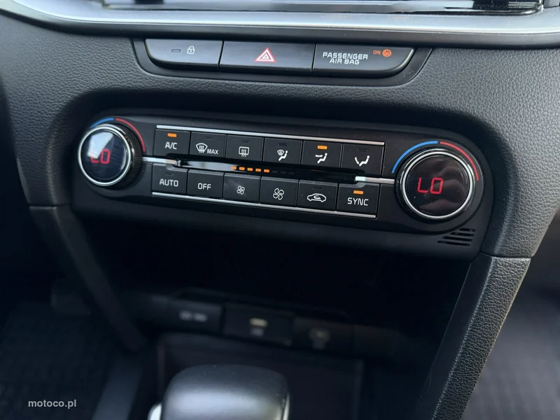 Kia Nowy Ceed 20