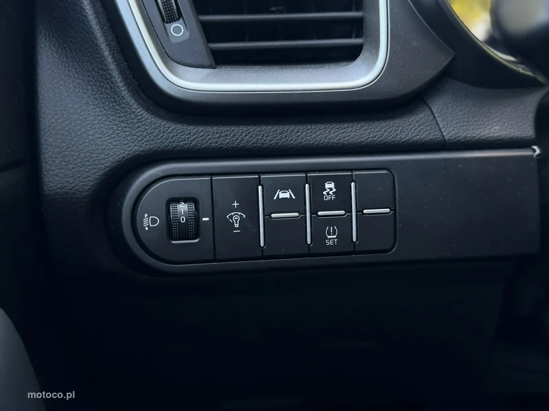 Kia Nowy Ceed 28