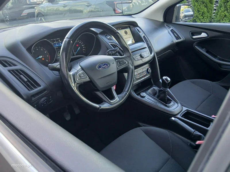 Ford Focus III 12
