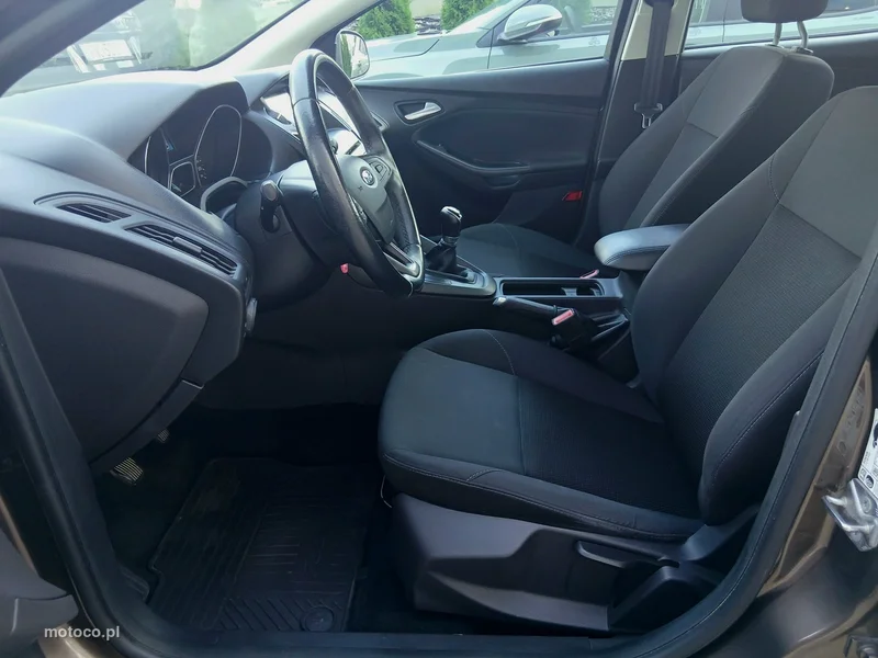 Ford Focus III 13