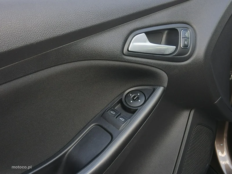 Ford Focus III 14