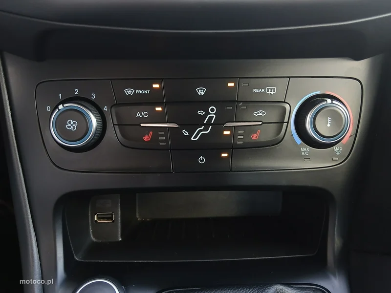 Ford Focus III 20