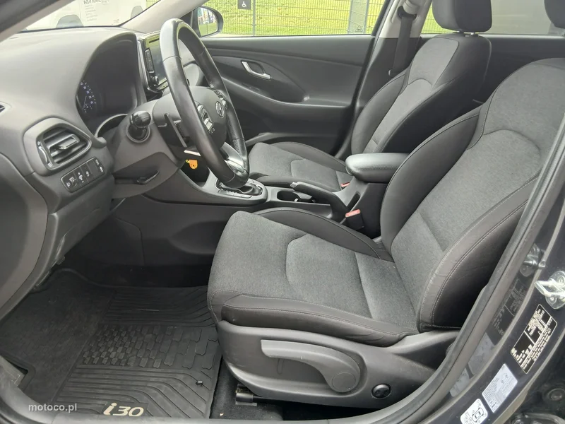 Hyundai i30 13