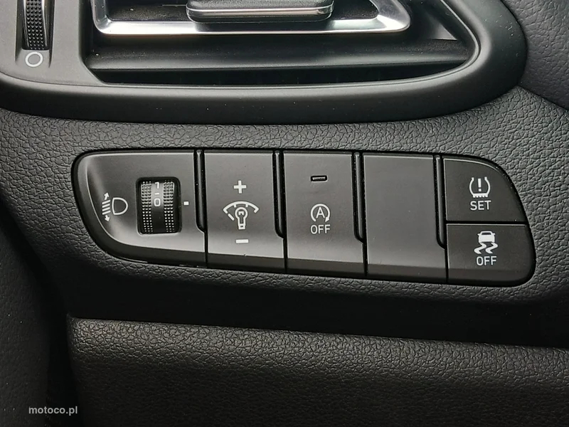 Hyundai i30 26