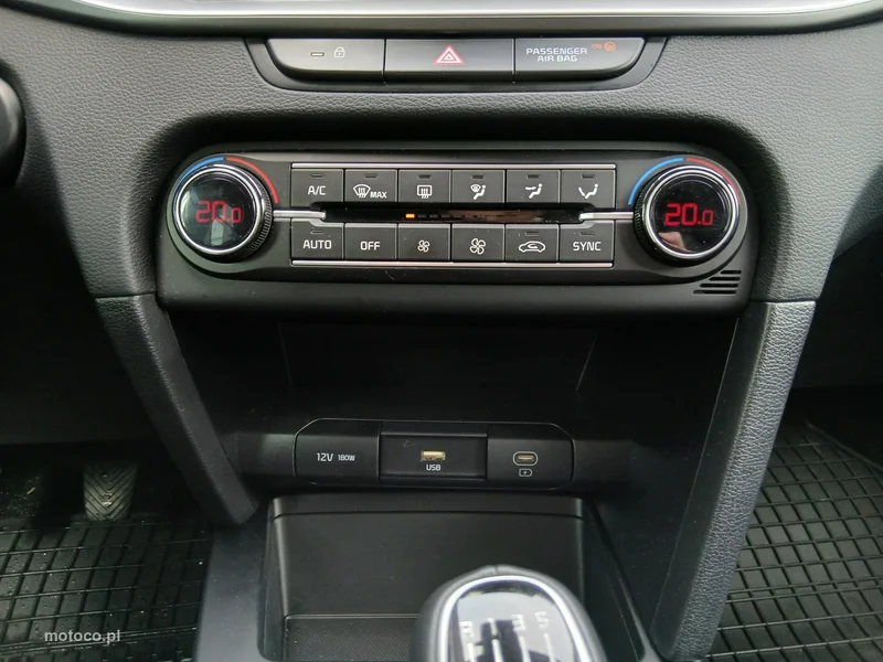 Kia Nowy Ceed 17