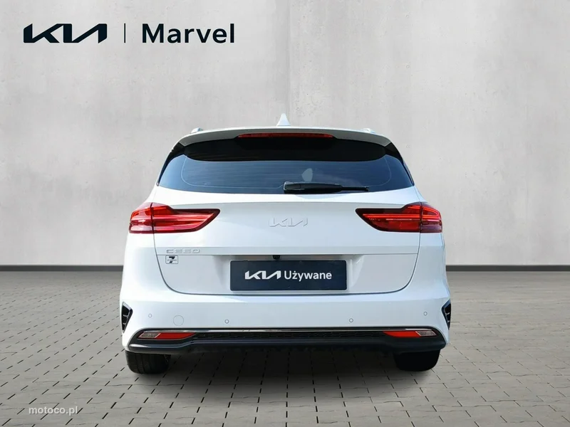 Kia Nowy Ceed 4