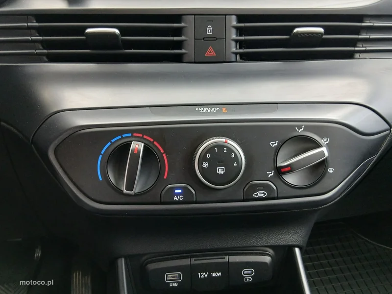 Hyundai i20 23