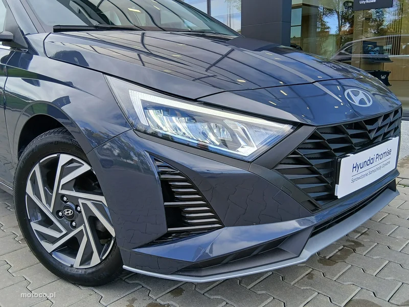 Hyundai i20 10