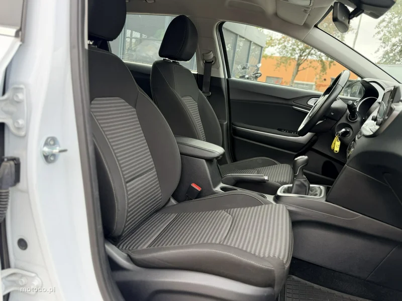 Kia Nowy Ceed 17
