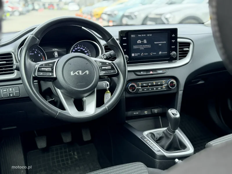 Kia Nowy Ceed 18