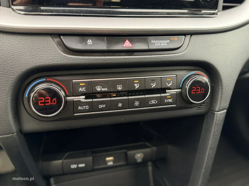 Kia Nowy Ceed 22