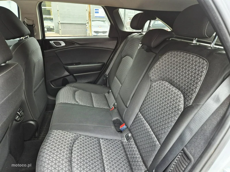 Kia Nowy Ceed 15