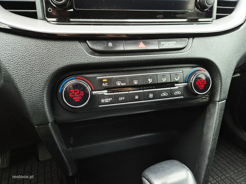 Kia Nowy Ceed 22